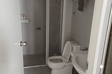 Meridin Bayvue Apartment