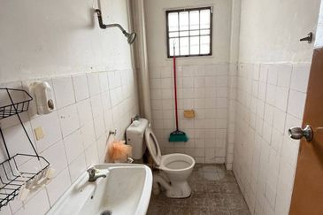 Ria 1 Apartment, Taman Megah Ria