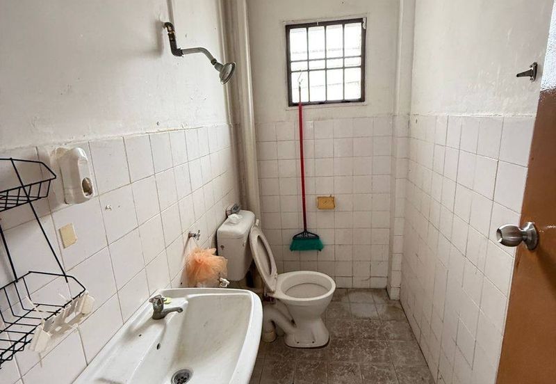 Ria 1 Apartment, Taman Megah Ria