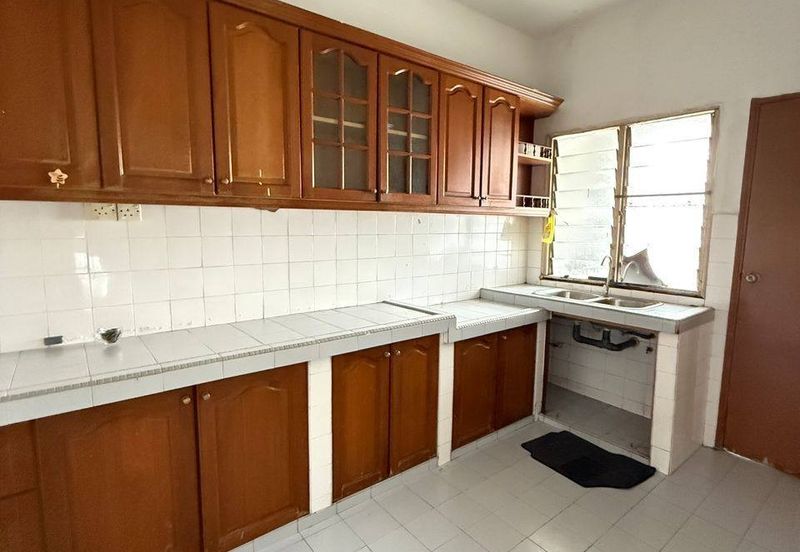 Ria 1 Apartment, Taman Megah Ria