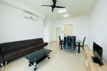 D'Summit Residences @ Kempas Utama