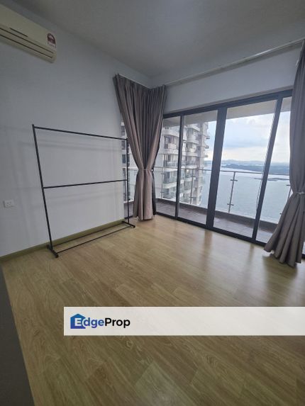 BAY LAUREL COUNTRY GARDEN DANGABAY APARTMENT @ JB TOWN / CIQ, Johor, Johor Bahru