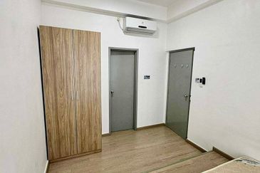 D'Summit Residences @ Kempas Utama