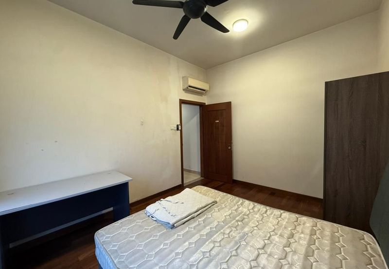 Paradiso Nuova Medini