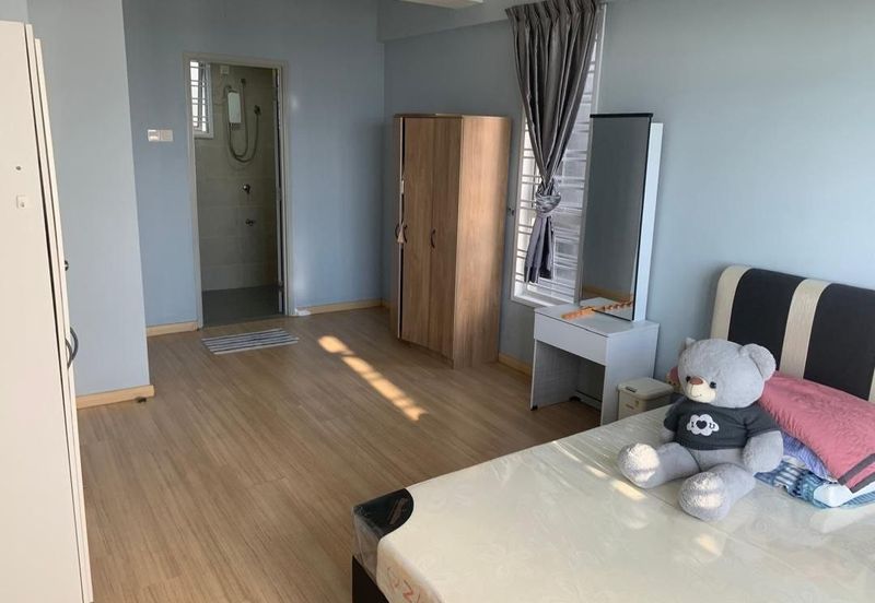 Midas Perling Apartment