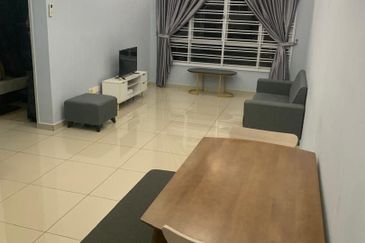 Midas Perling Apartment