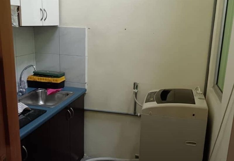 Pulai Utama Shop Apartment