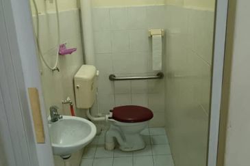 Pulai Utama Shop Apartment