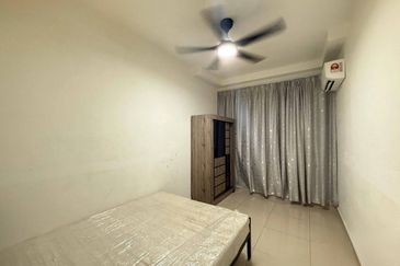 Meridin Bayvue Apartment