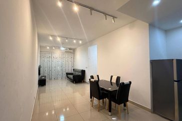 Meridin Bayvue Apartment