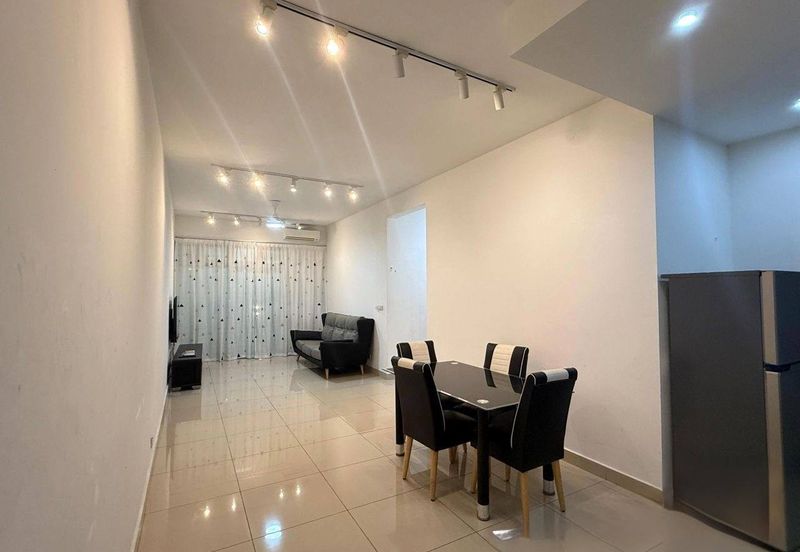 Meridin Bayvue Apartment