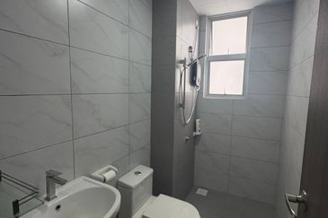 SKS Habitat Apartment, Larkin