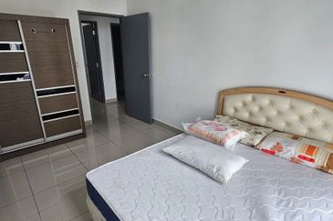 Meridin Bayvue Apartment