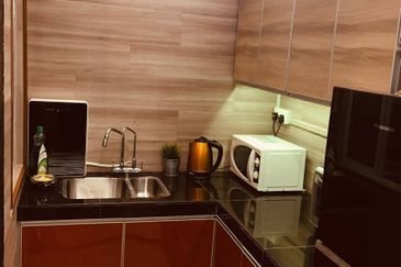 Golden Sands Seaview Residence