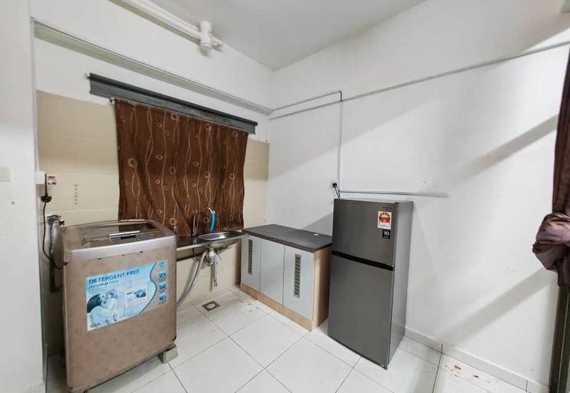 Akademik Suite @ Mount Austin