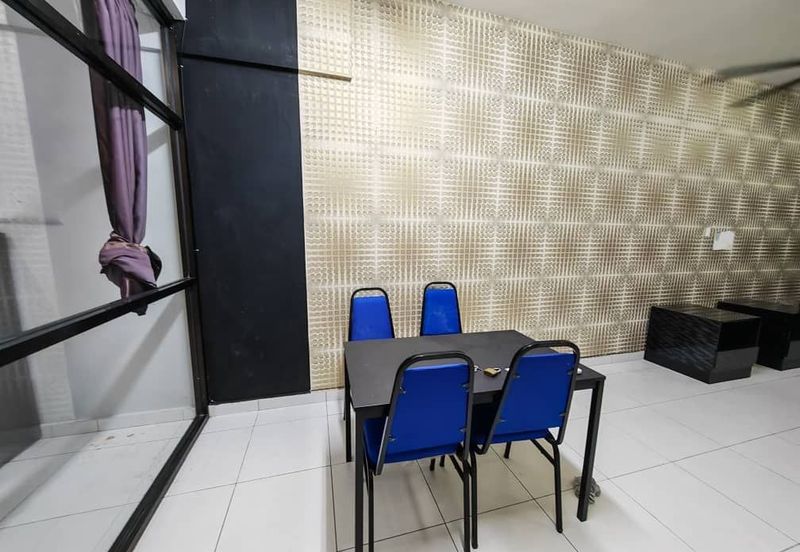 Akademik Suite @ Mount Austin