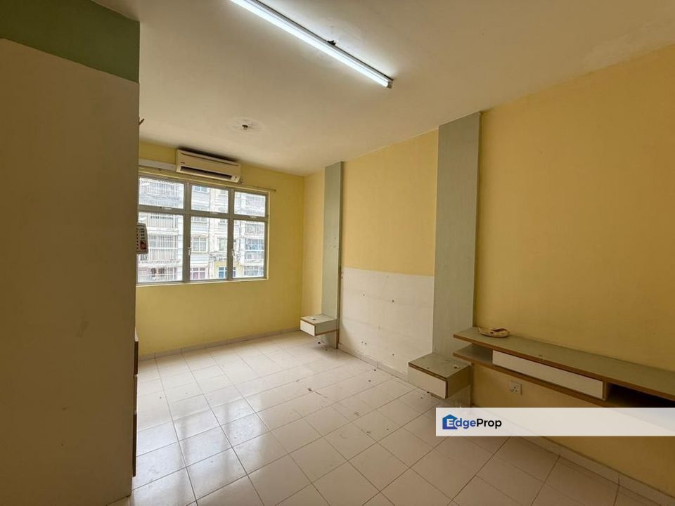 VILLA KRYSTAL APARTMENT @ BANDAR SELESA JAYA, SKUDAI, Johor, Skudai