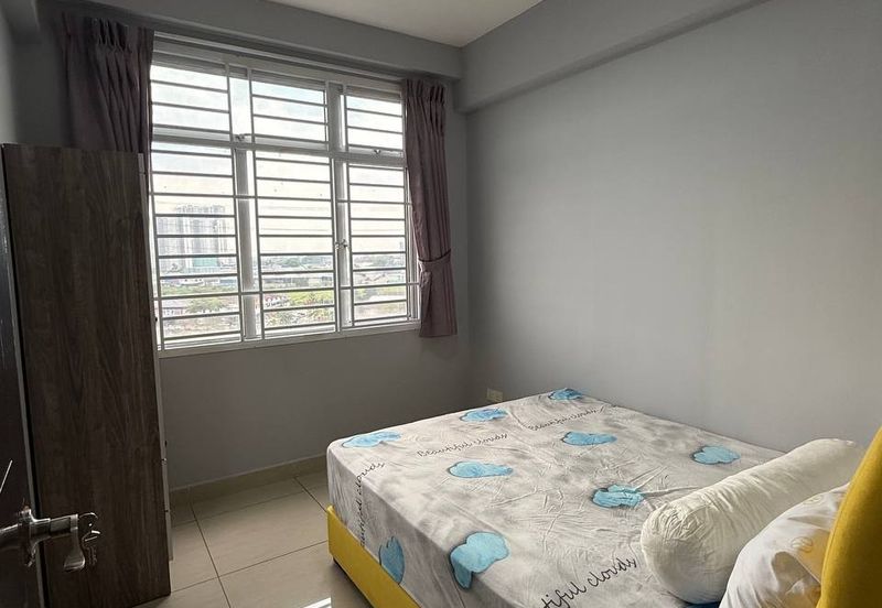 Eastbay Luxury Apartment