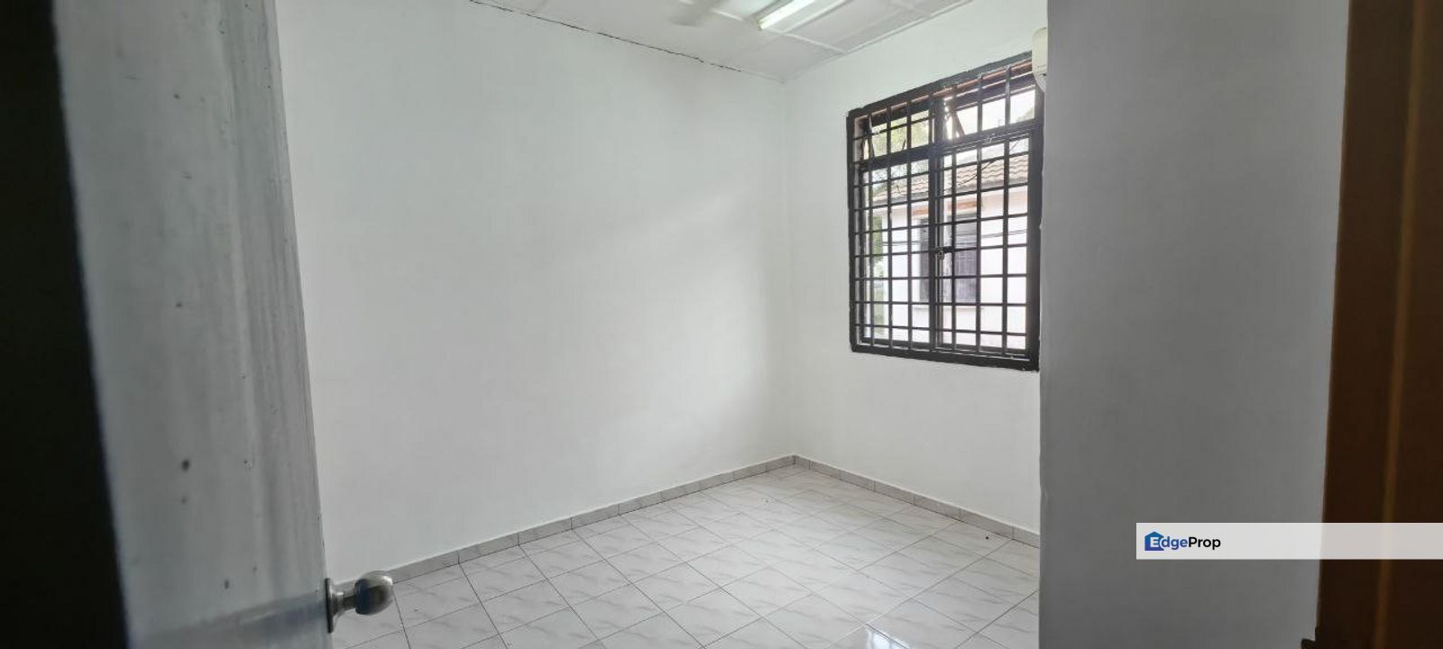 TAMAN TAN SRI YAAKOB, SKUDAI @ DOUBLE STOREY MEDIUM COST, Johor, Skudai