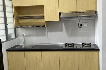 Pangsapuri Flora Damai