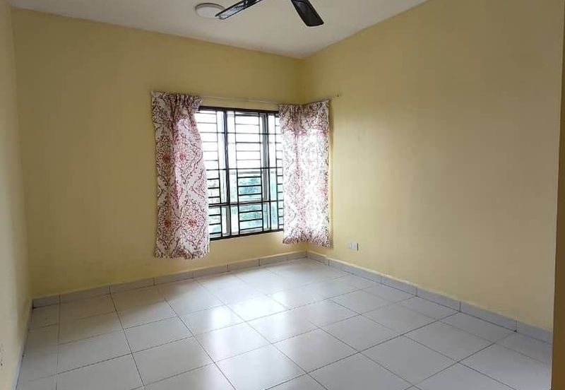 M'Tiara Apartment @ Larkin Idaman