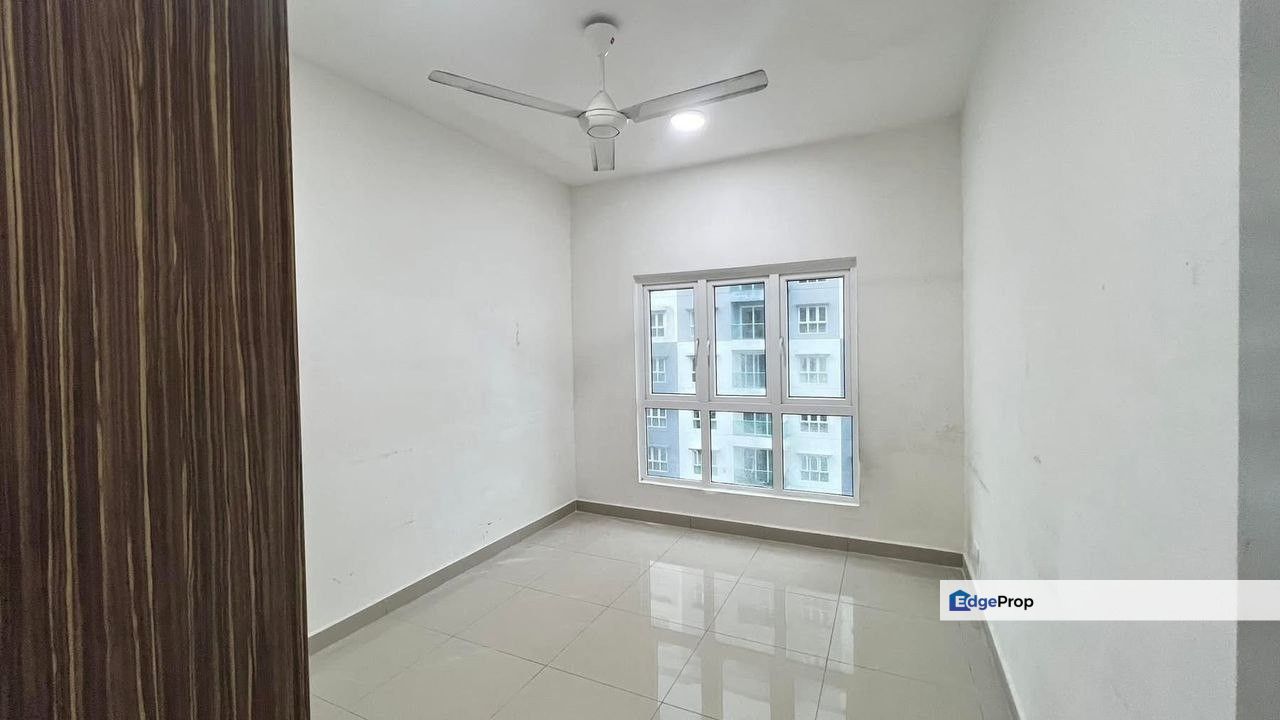 SEASON LUXURY APARTMENT @ LARKIN / JOHOR BAHRU, Johor, Johor Bahru