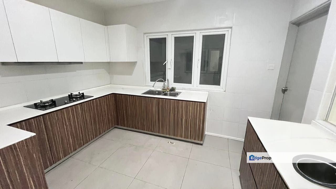 SEASON LUXURY APARTMENT @ LARKIN / JOHOR BAHRU, Johor, Johor Bahru