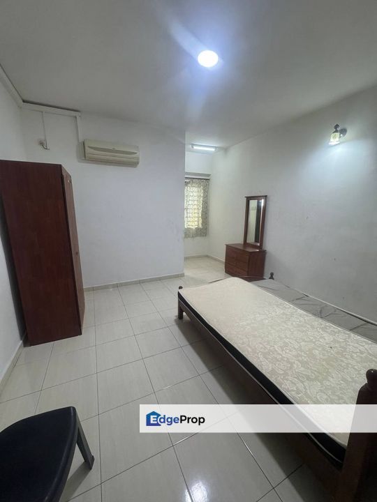 THE EMBASSY SUITES ( DUTA IMPIAN ) APARTMENT / JOHOR BAHRU / JB TOWN, Johor, Johor Bahru