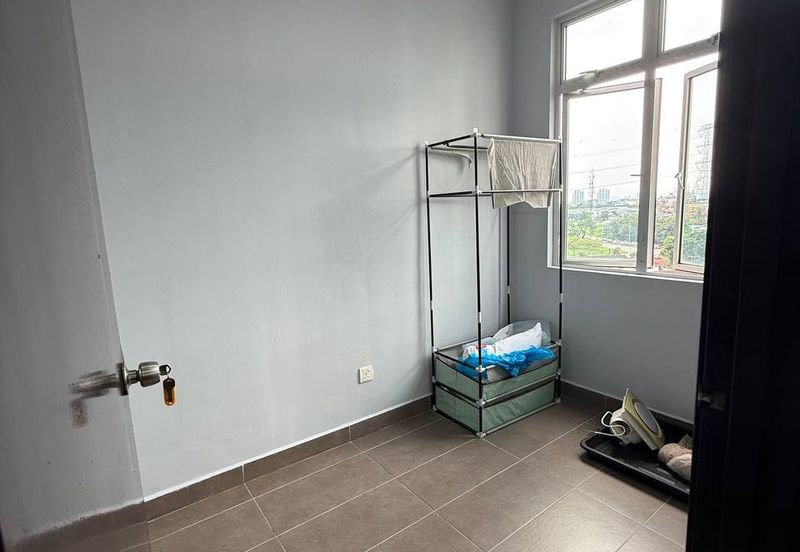 Eastbay Luxury Apartment