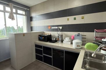 Eastbay Luxury Apartment