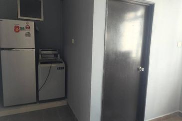 Eastbay Luxury Apartment