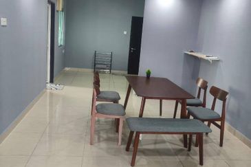 Eastbay Luxury Apartment