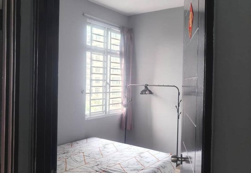 Eastbay Luxury Apartment