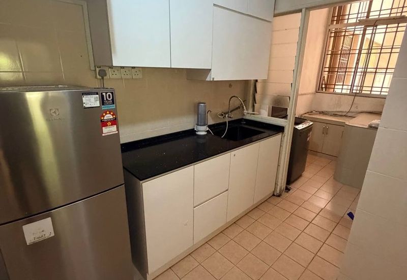 Prima Regency (Dorchester Court)