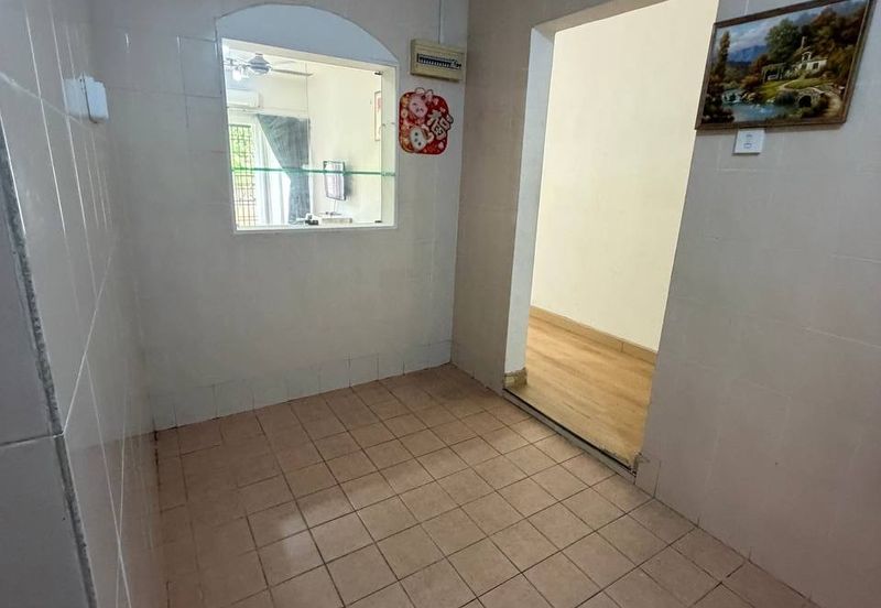 Prima Regency (Dorchester Court)