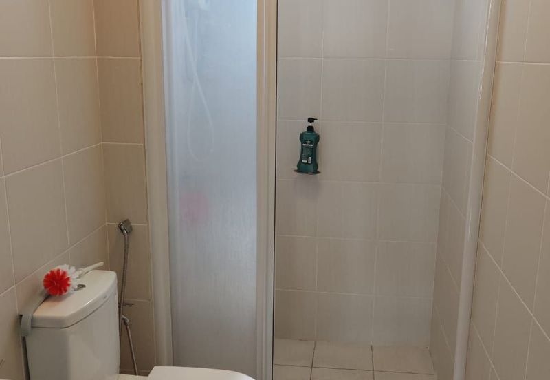 Meridin Bayvue Apartment