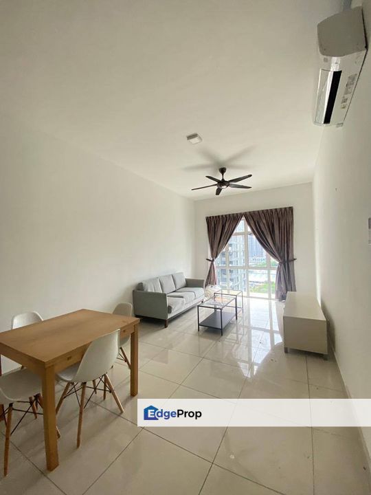 SKYSUITES APARTMENT @ MELDRUM HILLS / JB TOWN, Johor, Johor Bahru