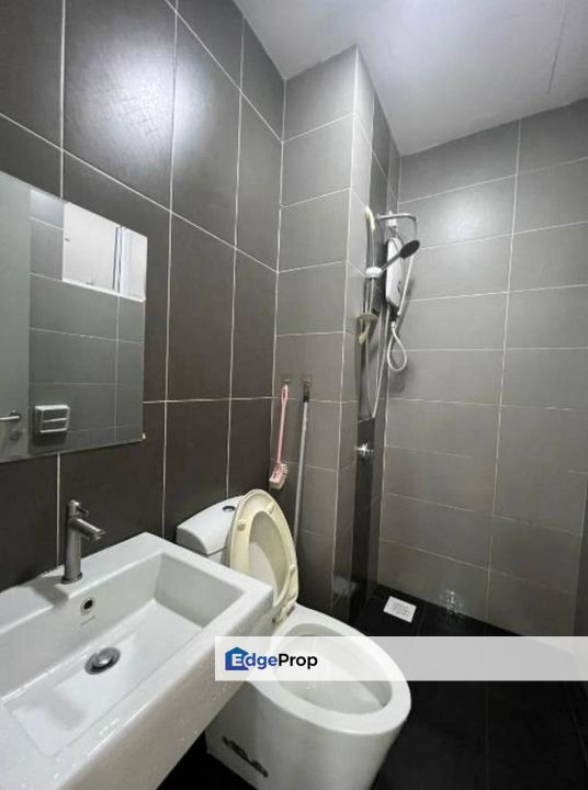 SKYSUITES APARTMENT @ MELDRUM HILLS / JB TOWN, Johor, Johor Bahru