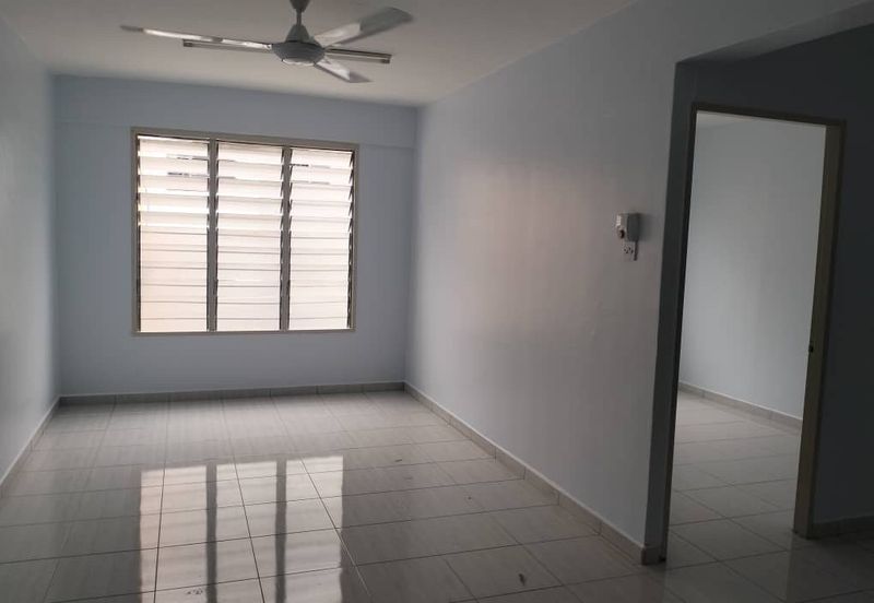 Sri Lanang Flat (Rumah Pangsa Sri Lanang)