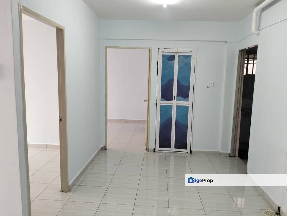 SRI LANANG FLAT DESA TEBRAU, Johor, Johor Bahru