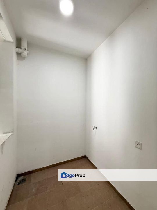 D'SUMMIT RESIDENCES APARTMENT @ KEMPAS , Johor, Johor Bahru