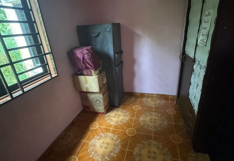 Flat Taman Impian Emas