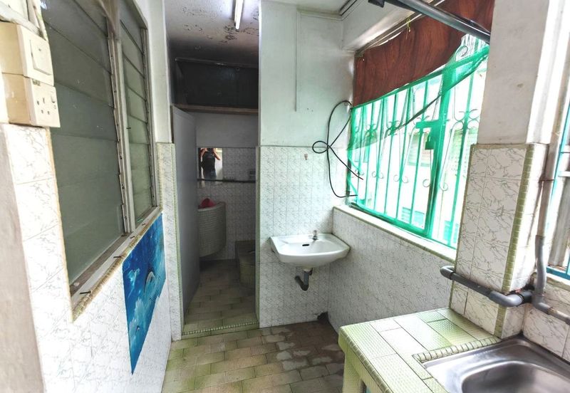 Flat Taman Ungku Tun Aminah