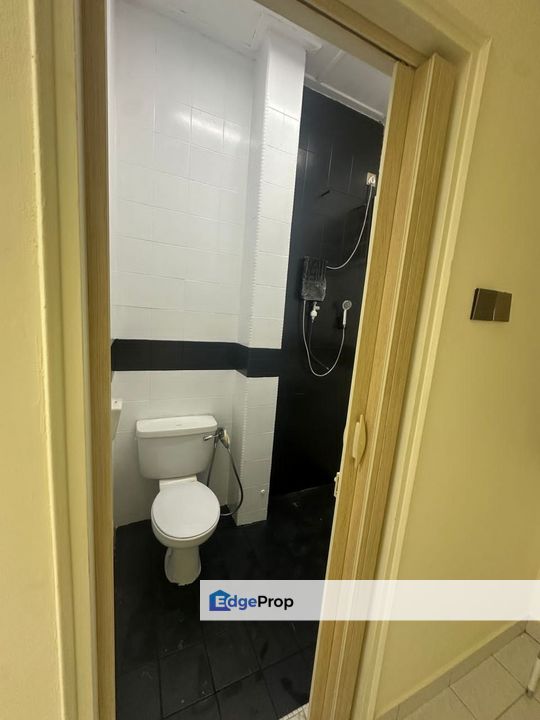 TAMAN PERLING, SKUDAI @ 1.5 STOREY , Johor, Johor Bahru