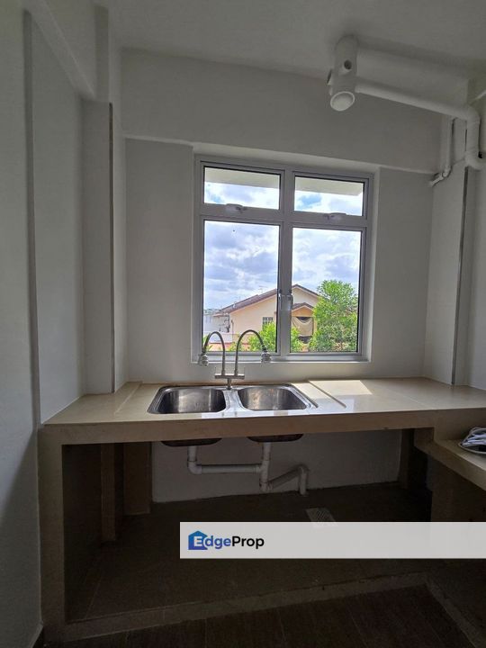 RUMAH PANGSA AKASIA FLAT @ ULU TIRAM, Johor, Ulu Tiram