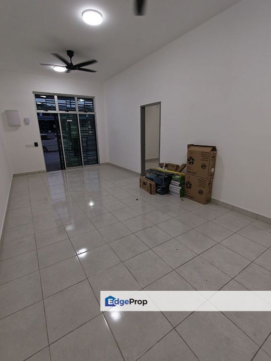 PICCOLO 2 BANDAR PUTRA KULAI @ SINGLE STOREY, Johor, Kulai