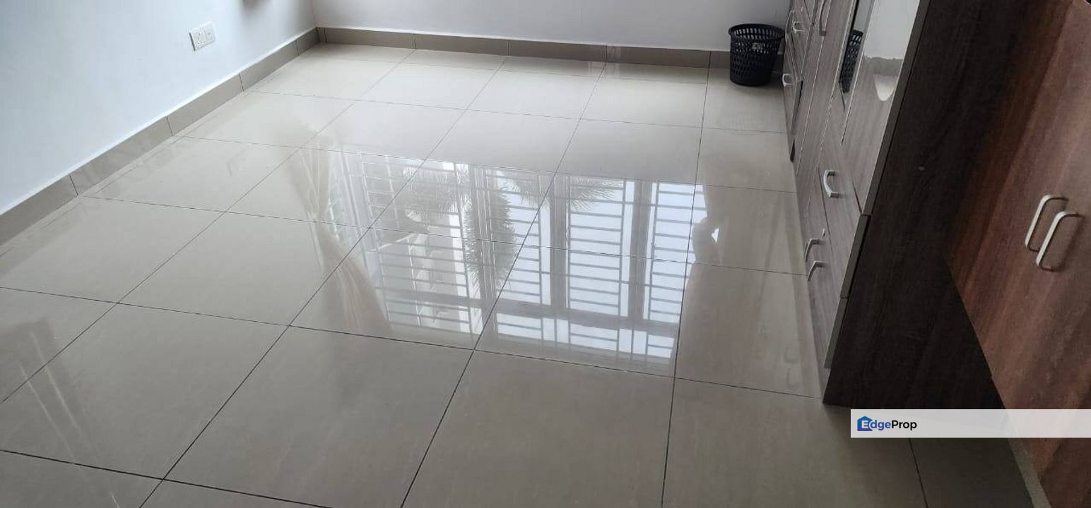 EASTBAY LUXURY APARTMENT @ TAMAN MEGAH RIA / KOTA PUTERI / MASAI, Johor, Masai