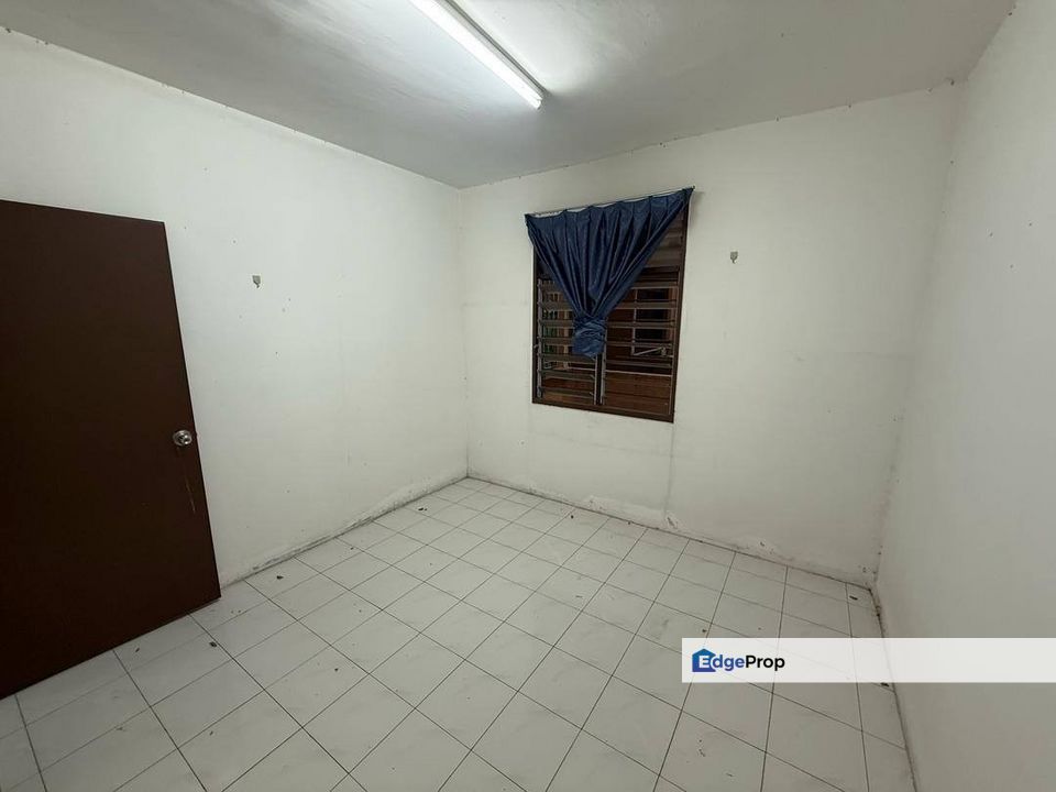 ROSE VILLA APARTMENT @ KULAI, Johor, Kulai