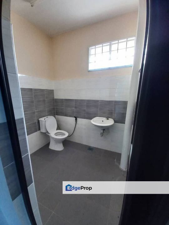 TAMAN UNIVERSITI SKUDAI @ DOUBLE STOREY, Johor, Skudai