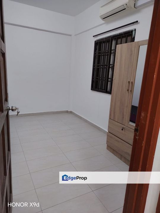 SRI WANGI APARTMENT @ TAMPOI, Johor, Tampoi